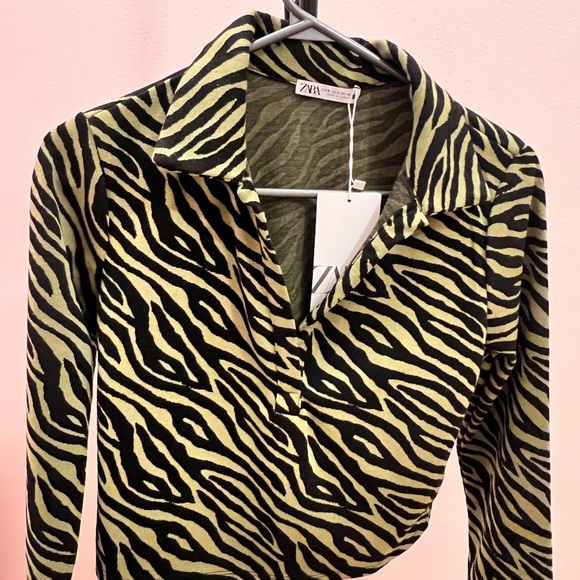 long sleeve top - Picture 2 of 2